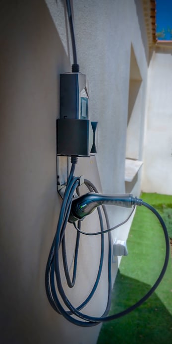 bornes de recharge, chargeur voiture électrique