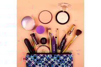 women essential cosmetics pouch 