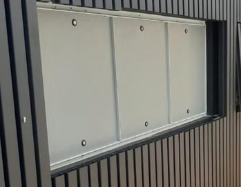 Alçapão especial, com tampa de gesso e chaves,para forro de Drywall.