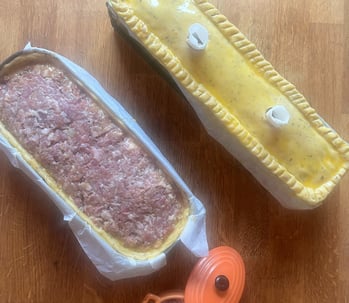 a meatloafy pie crust pie with a pie crust
