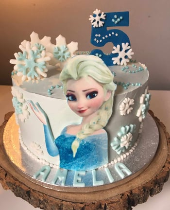 a cake with a frozen princess frozen princess birthday cake