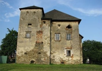 Hrad Pečovská Nová Ves