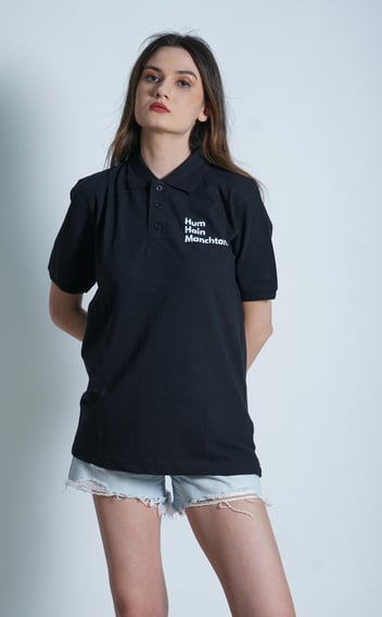 Rongzhiyue: Woman in black polo shirt