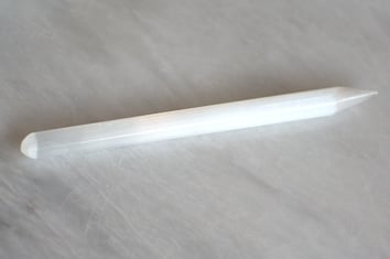 Selenite wand with point