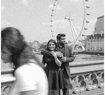UK wedding photographer captures couple’s first dance at historic London venue.