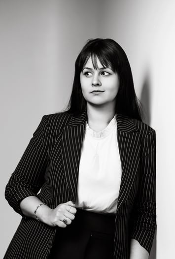 Jenifer Moraes professora