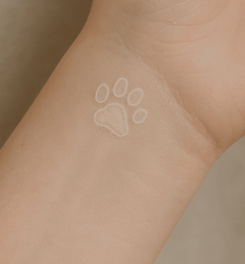 tatuajes en tinta blanca