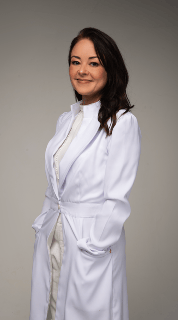 Dra Crsitiane Soares