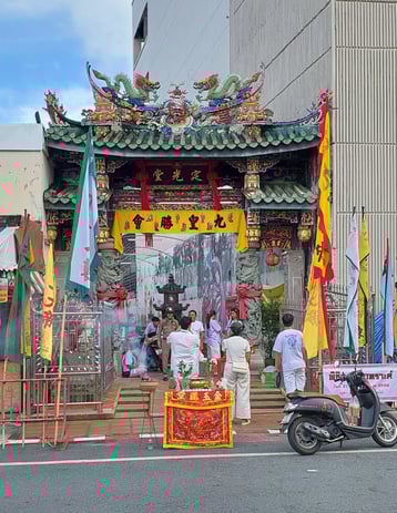 saeng tham shrine phuket town vegetarian festival