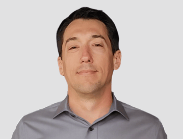 Headshot of the founder of Oakwood Finance Solutions