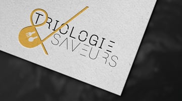 Création logo branding charte graphique papeterie en-tête papier