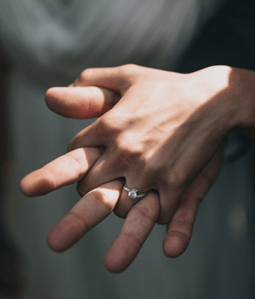 an engagement diamond ring