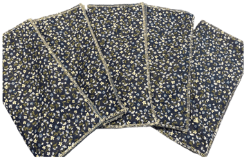 Lot de 5 serviettes fait main avec un imprimé de fleurs dessus