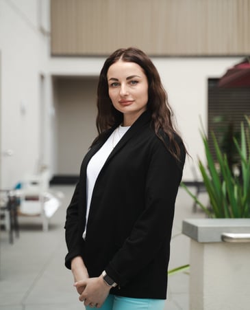 Hanna Ilchenko – Finanzbuchhalterin bei DSM Office Passau, kompetente Bearbeitung Ihrer Buchungsprozesse