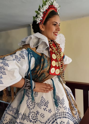 Bizovačka nošnja