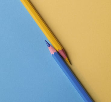 Colorful pencils symbolizing creative web design at Braske Agency
