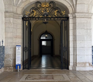 The image describes the entrance to the Pantheon of the House of Braganza where Catherine is buried.
