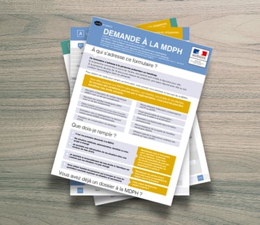 Photo d'une dossier de demande à la MDPH, Maison Départementale pour les Personnes Handicapées