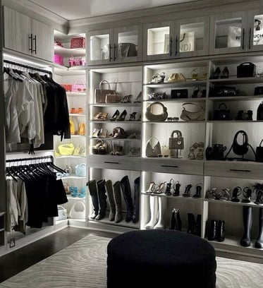 A well arranged closet
