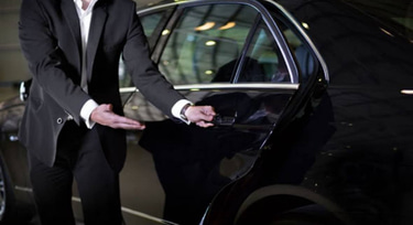 JFK AIRPORT CAR SERVICE 24/7 logo