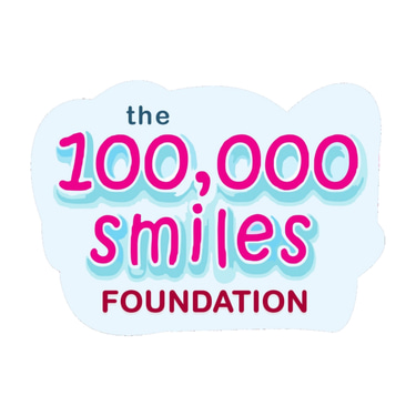 Smile Hub logo