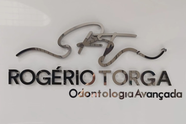ROGÉRIO TORGA ODONTOGIA AVANÇADA logo
