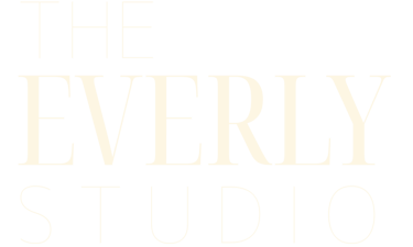 The Everly Studio logo