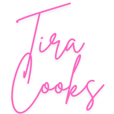Tira Cooks logo