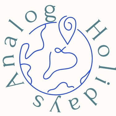 Analog Holidays logo