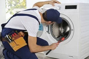 Shani Repairingx logo