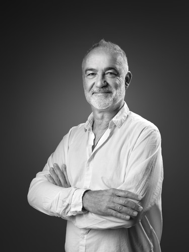 vincent perez corso logo