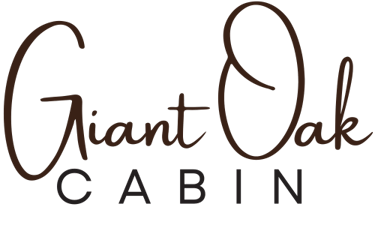 Giant Oak Cabin logo