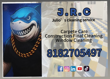 Julio’s cleaning service logo
