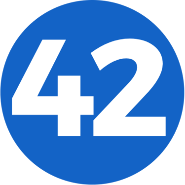 R42 logo