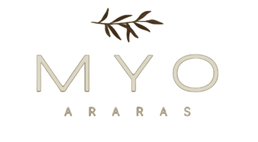 Myo Araras logo