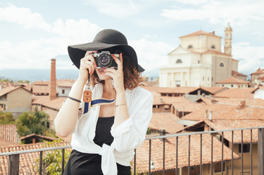 Travel By Video logo