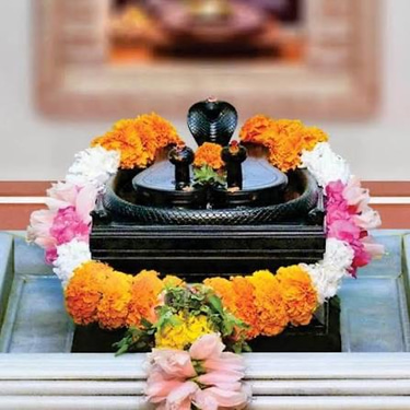 Shri Bramhachaitanya Maharaj logo