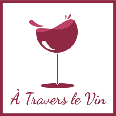 À travers le vin logo