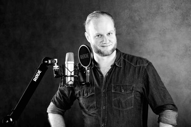Nick Sholl Deep Voice Sprecher logo