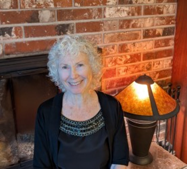 I am a Christian author of fiction logo