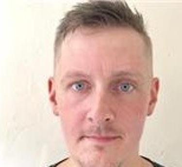 Learn Chess London logo