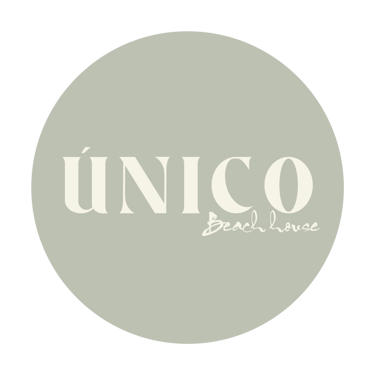 Único Beach House logo
