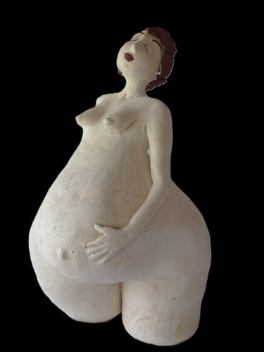 Sculpture femme enceinte maternité