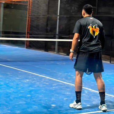 Jugador de pádel en Club de Campo Las Vizcachas en Puente Alto