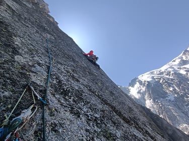 Escalada en roca en Chamonix, granito, Aiguille de Peigne