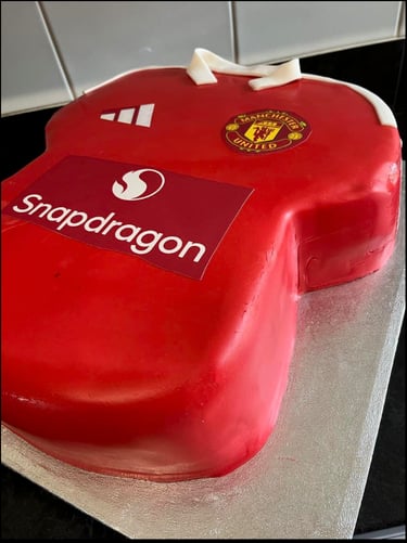 Manchester United birthday cake for goodness cake