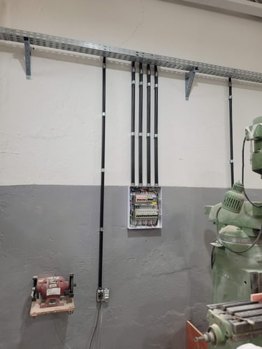 Instalação elétrica industrial realizada por eletricista no ABC Paulista