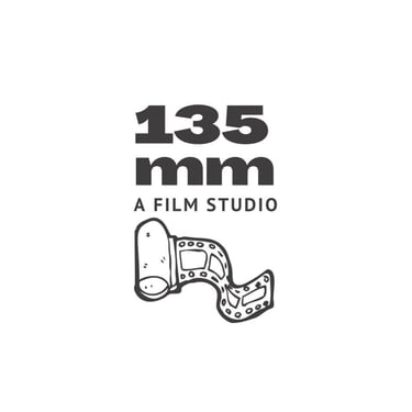 135mm Studio by Lê Mai Trang logo
