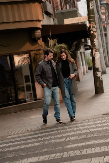 sesión plaza río de janeiro, sesión pareja colonia roma cdmx, wedding photographer cdmx, destination wedding photographer