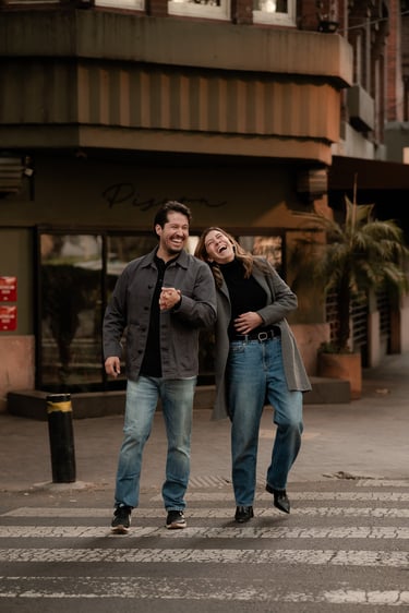 sesión plaza río de janeiro, sesión pareja colonia roma cdmx, wedding photographer cdmx, destination wedding photographer